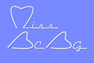 Miss BCBG Blue, par Xavier E. G. Dierick